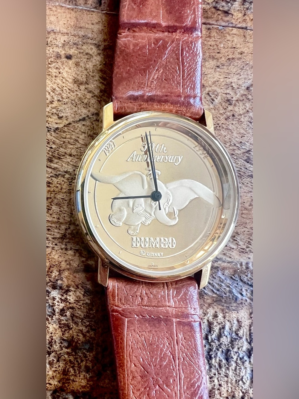 Vintage 1991 Disney Dumbo 50th Anniversary Watch #8674/10,000-Needs Battery